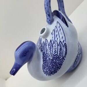 VTG HAND PAINTED-CHINESE-DUCK SHAPED TEAPOT/PITCHER- BLUE/WHITE CERAMIC